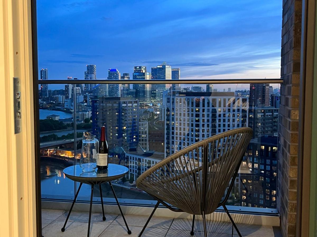 런던 Ac Luxe Penthouse With Free Parking 아파트 외부 사진
