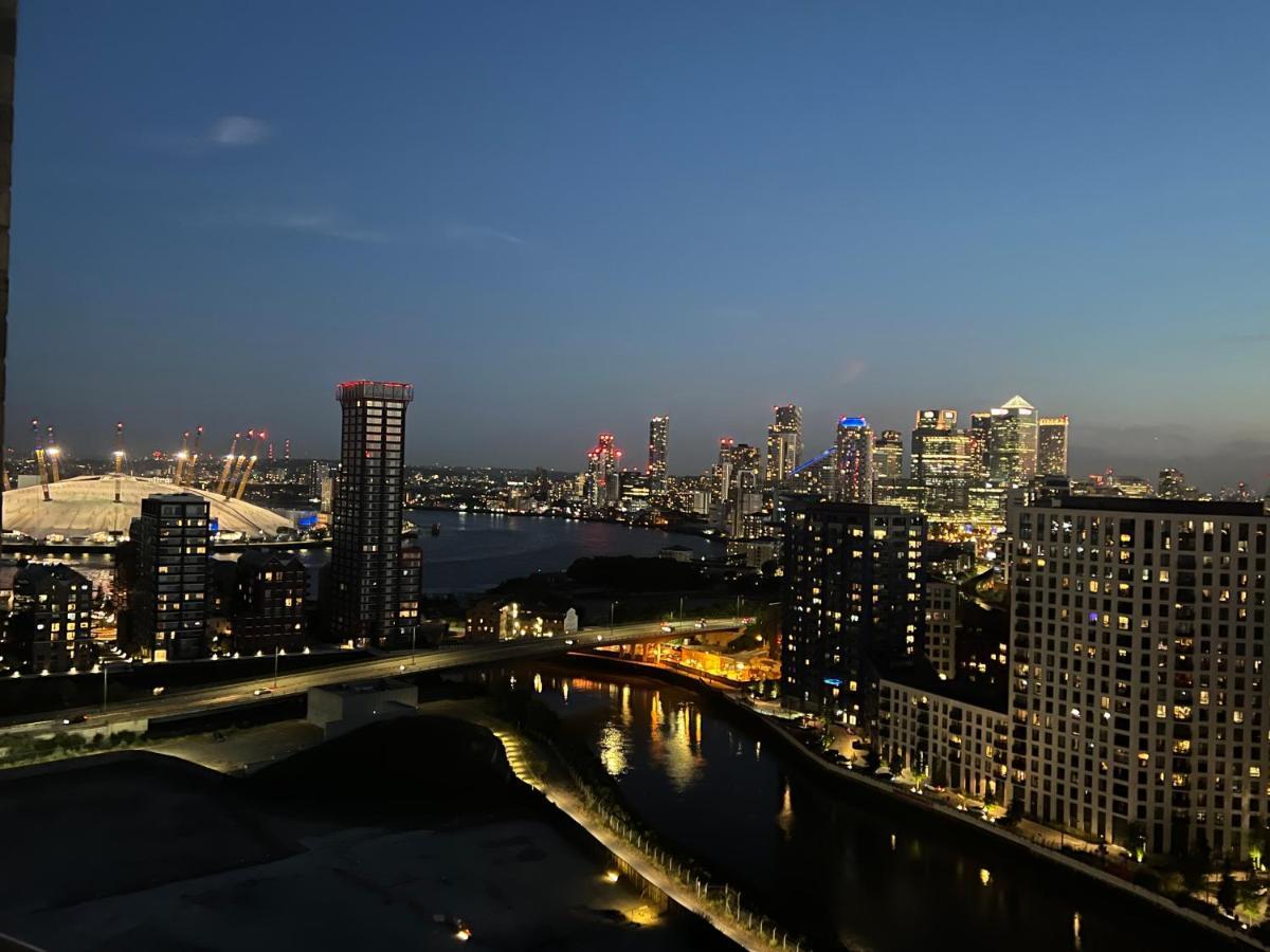 런던 Ac Luxe Penthouse With Free Parking 아파트 외부 사진