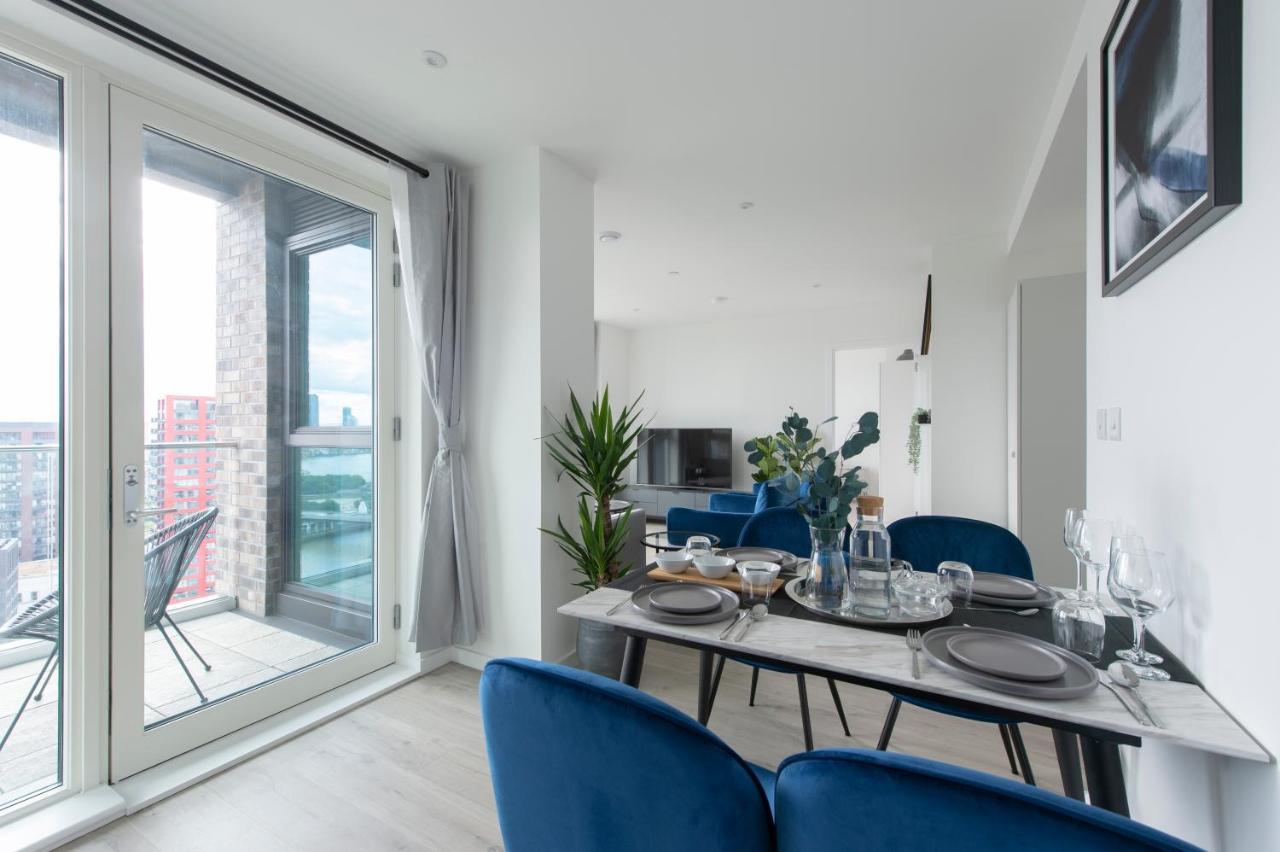 런던 Ac Luxe Penthouse With Free Parking 아파트 외부 사진