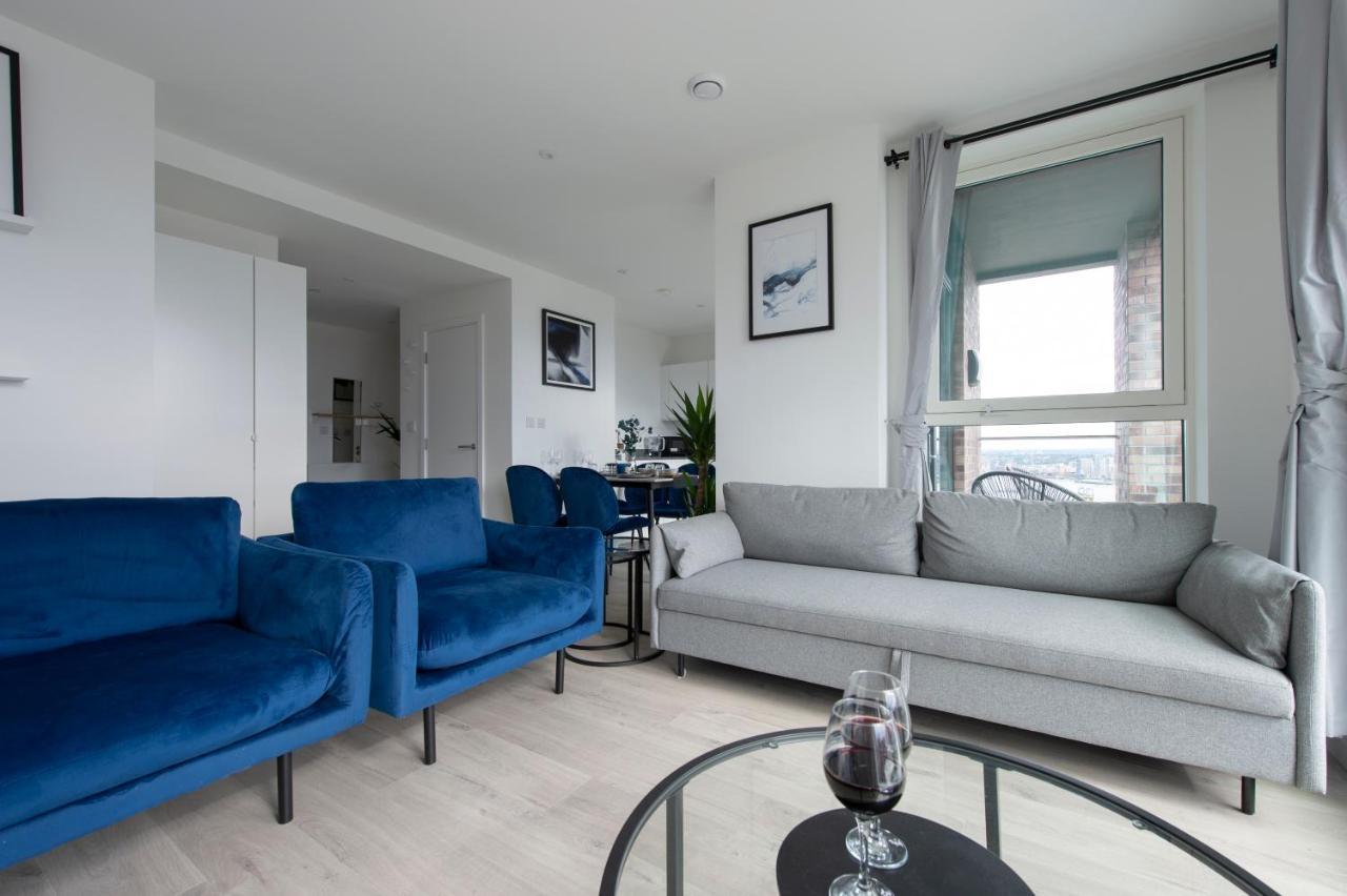 런던 Ac Luxe Penthouse With Free Parking 아파트 외부 사진
