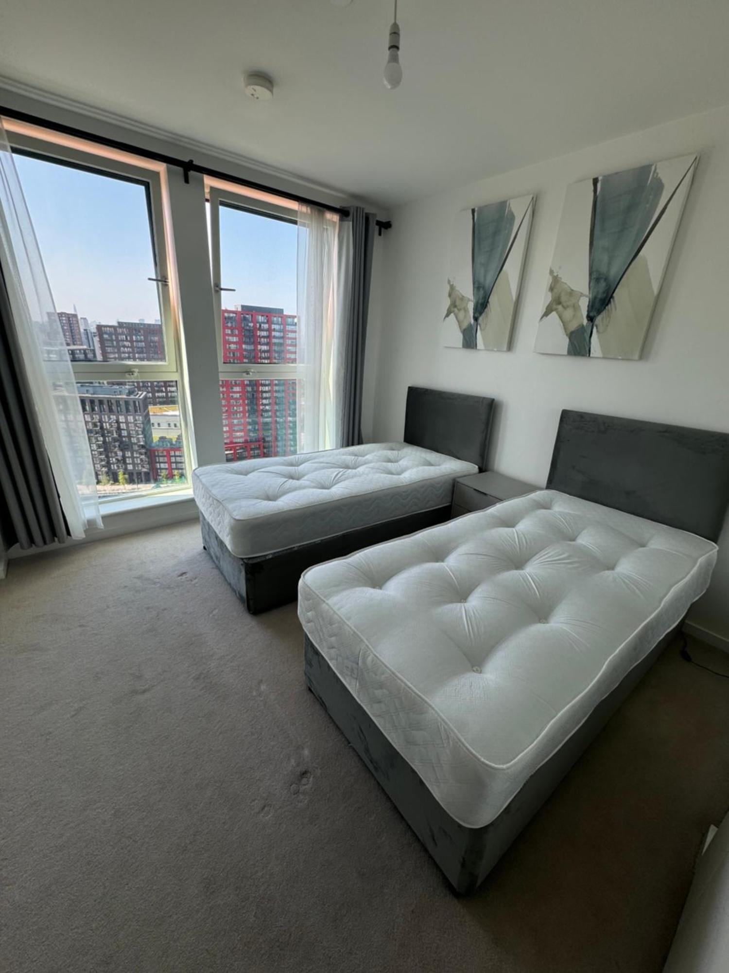 런던 Ac Luxe Penthouse With Free Parking 아파트 외부 사진